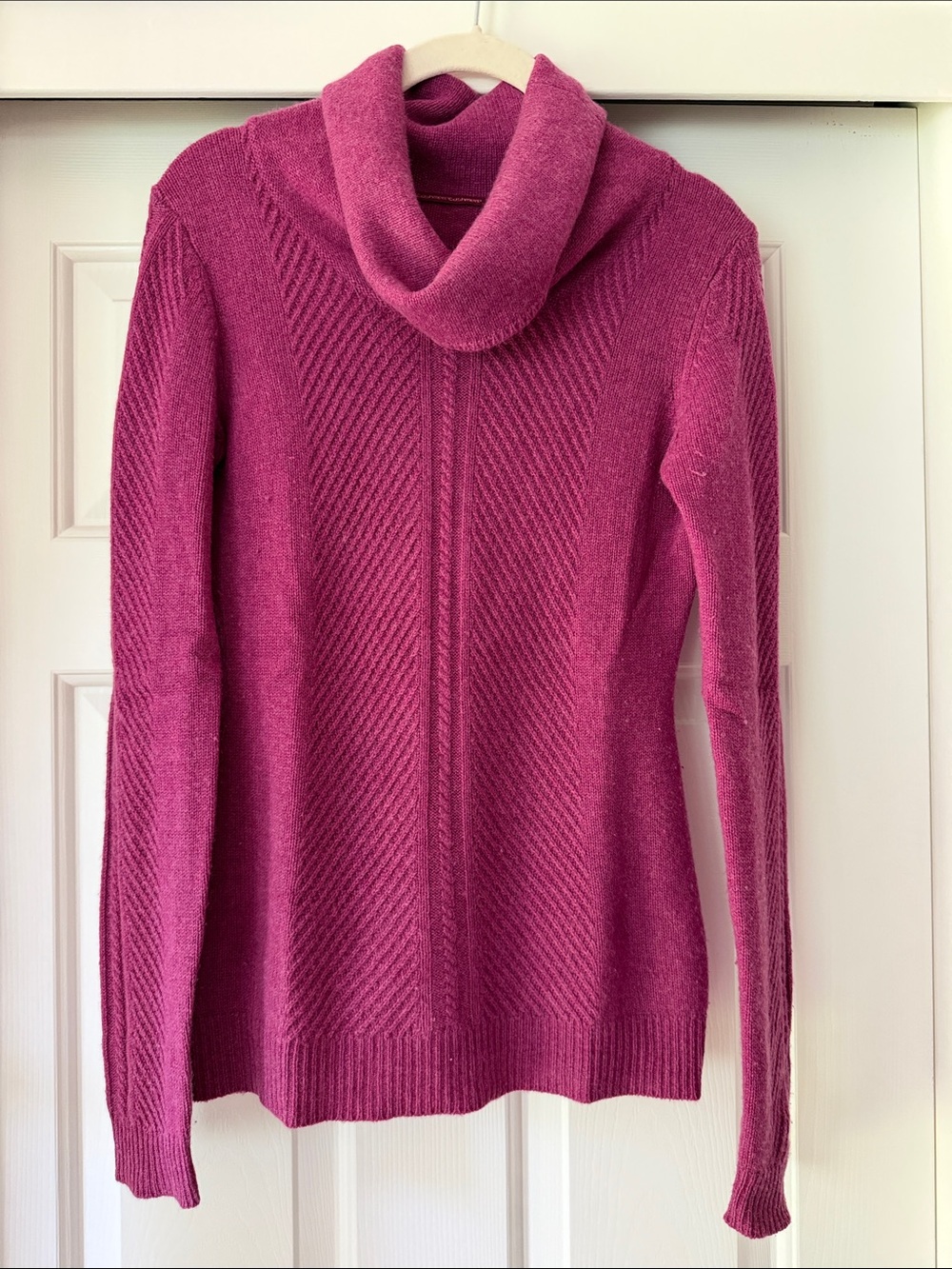 Cashmere Fuchsia Cowl Neck Women's Sweater size XS